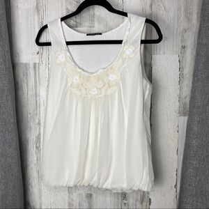 Elie Tahari Sleeveless Silk Embroidered top XS